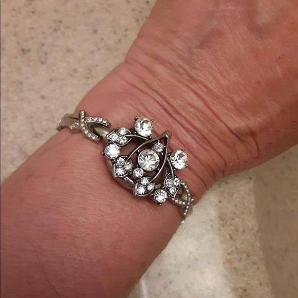 Jewelry - Upcycled Rhinestone Stretch Band Bracelet